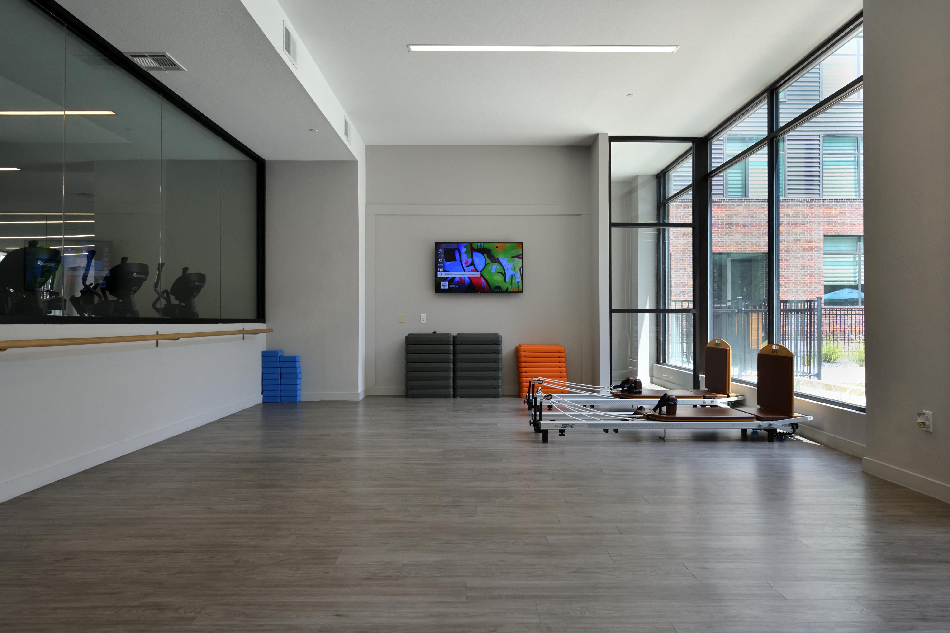 Fitness center and amenities at 100 Park, College Station TX