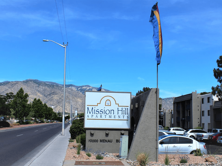 Mission Hill apartments in Albuquerque NM