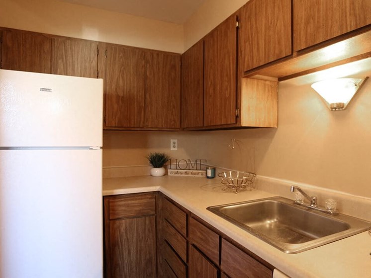 apartment kitchen with appliances in Columbus
