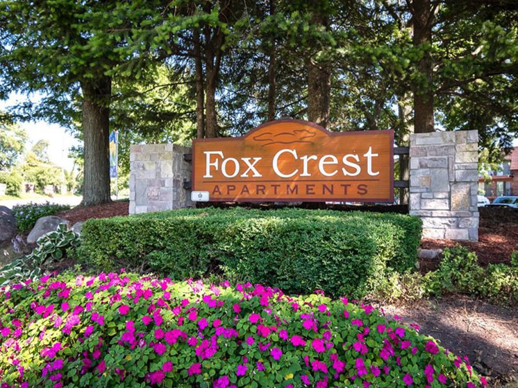 Fox Crest Apartments in Waukegan IL