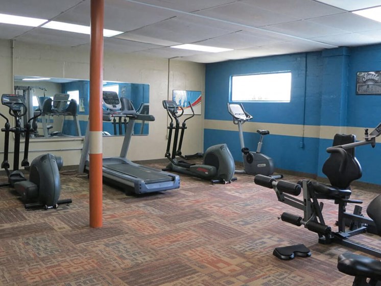 Apartment Fitness Center with Cardio Machines