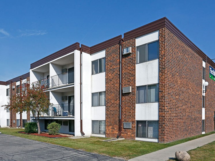 Olympik village apartments in rochester MN