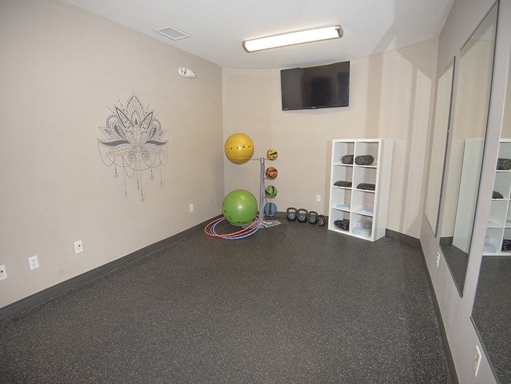 spacious workout studio available at arcadian grove