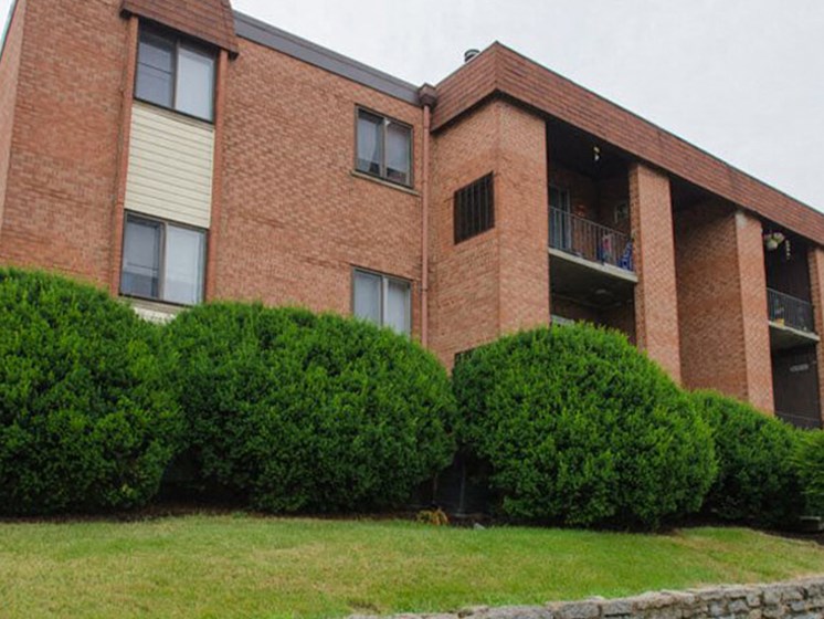 apartment building in Florence, KY