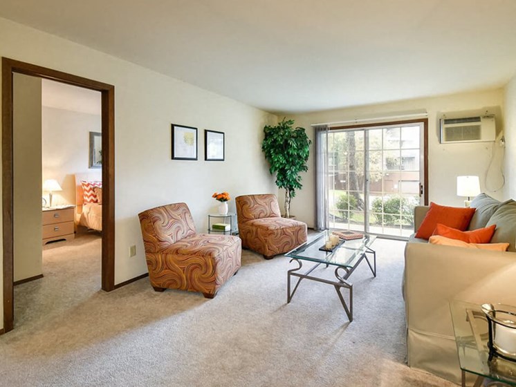 Madison WI apartments with large windows