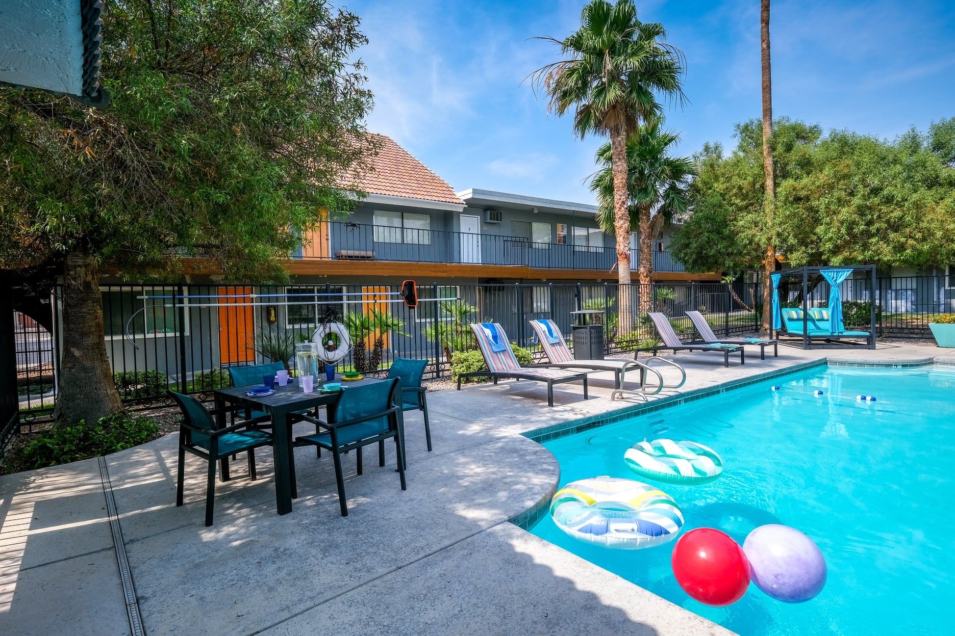 Fifteen 50 pool