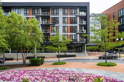 Courtyard View at Arrowwood Apartments, Maryland, 20852
