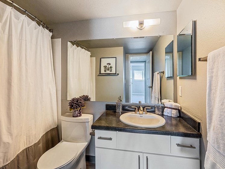 Velo | Denver, CO Apartments | Bathroom