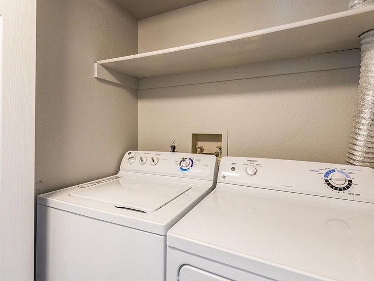 Velo | Denver, CO Apartments | In-Unit Laundry