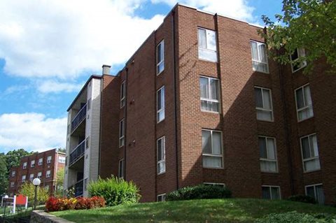 Stoneridge Apartments Building Exterior