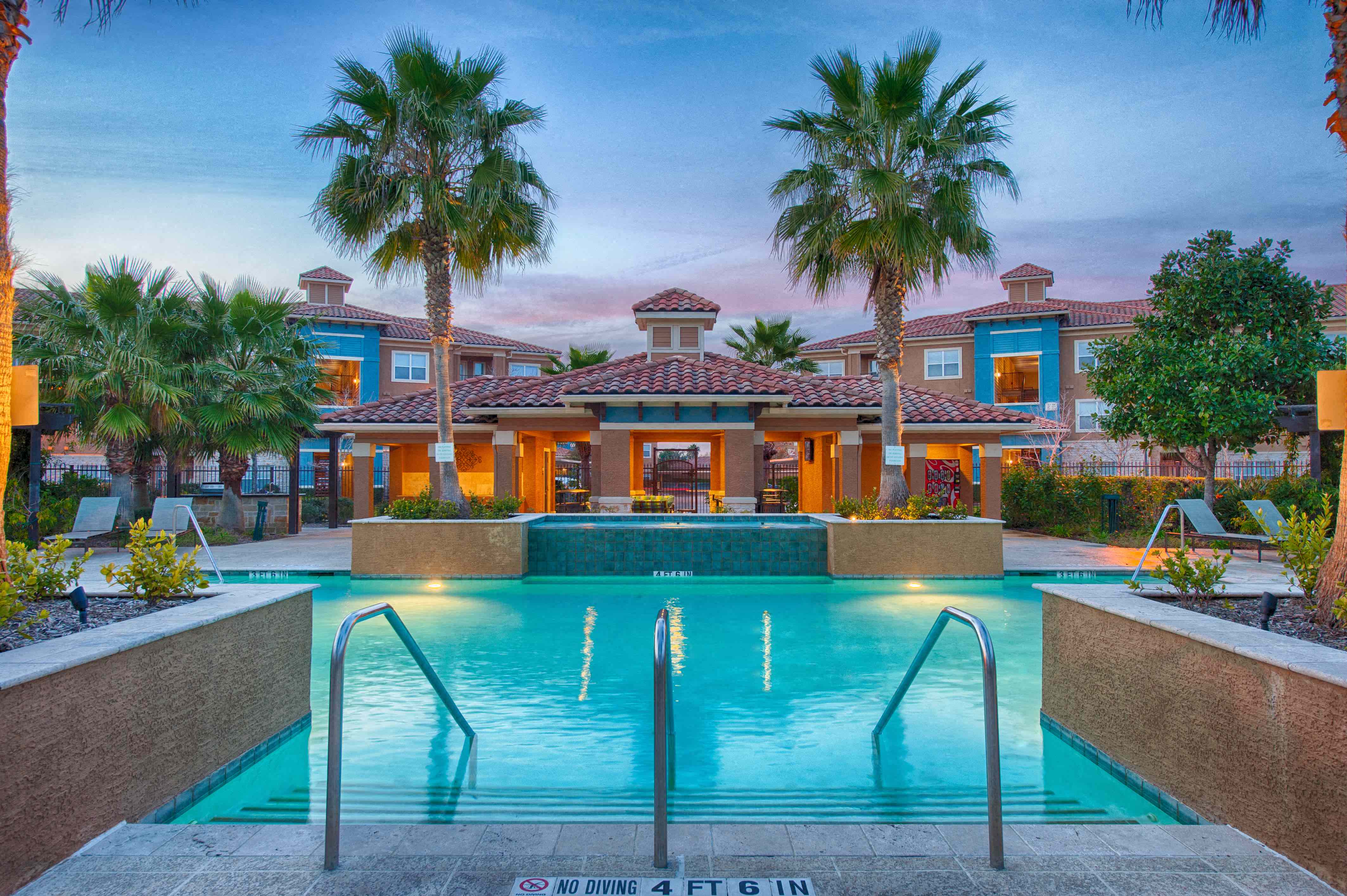 Century South Shore Apartments in League City, TX