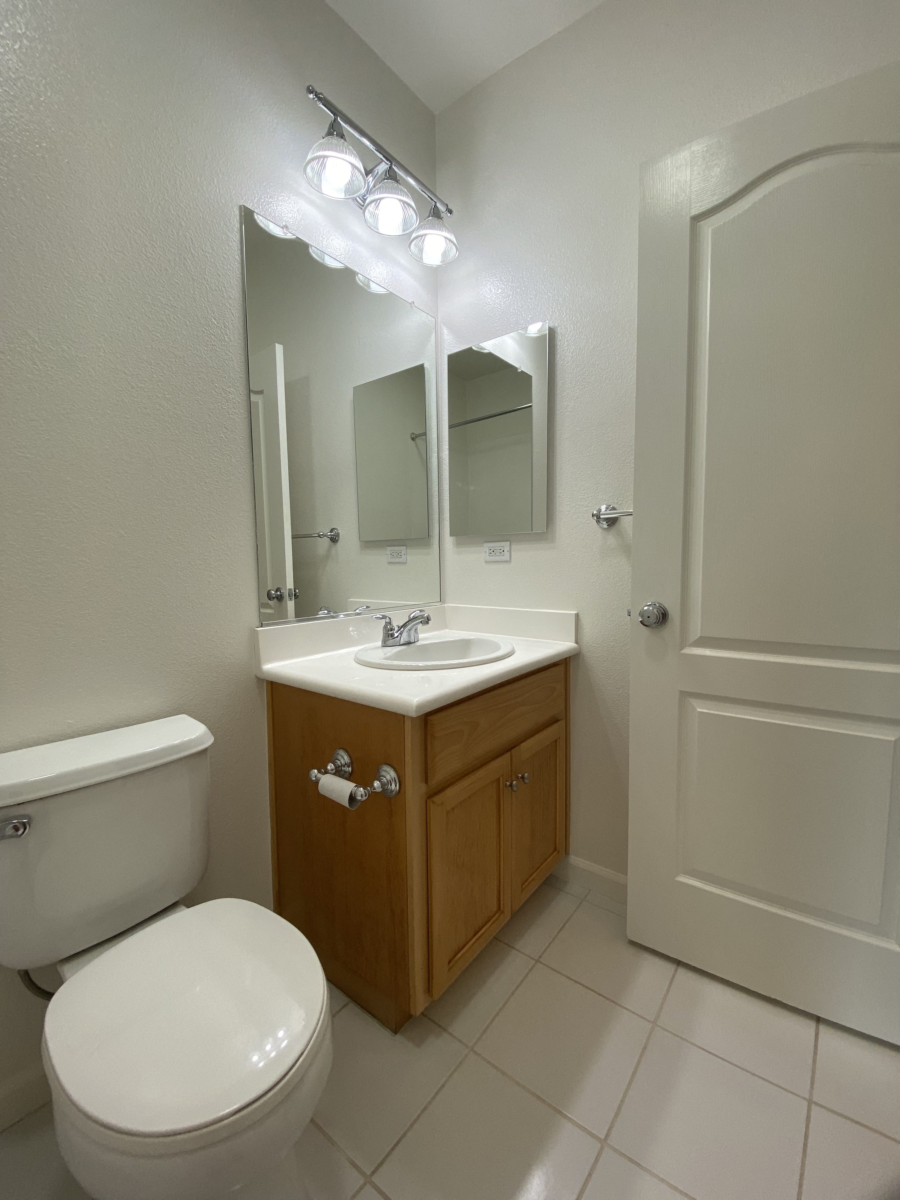 Townhouse 2395 Winepole Loop  San Jose, CA 95125