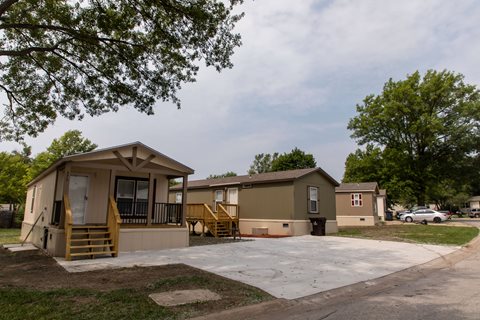 Property Exterior at Maple Grove, Lincoln, Nebraska