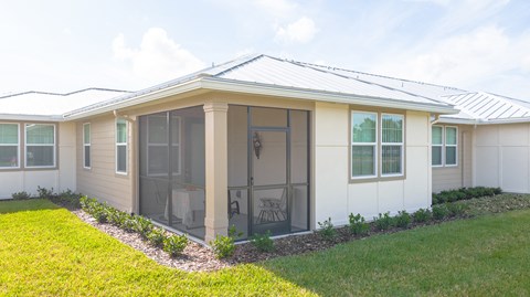 Senior Villa - Screened Patio