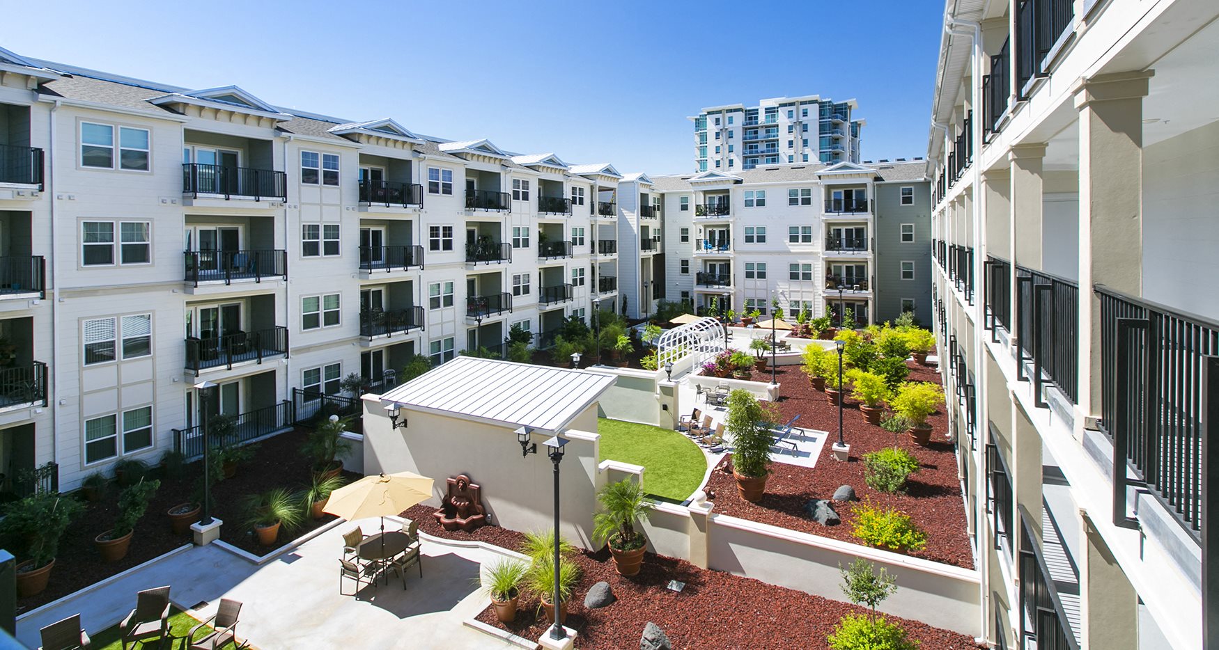 Senior Apartments in St. Petersburg, FL | Harbour's Edge | Concord Rents |  Concord Management | Property Management | Michael Sciarrino