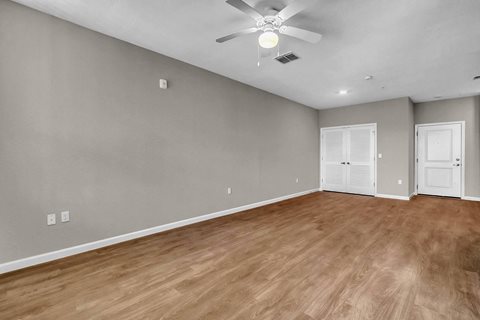 Living Room (1 Bedroom)