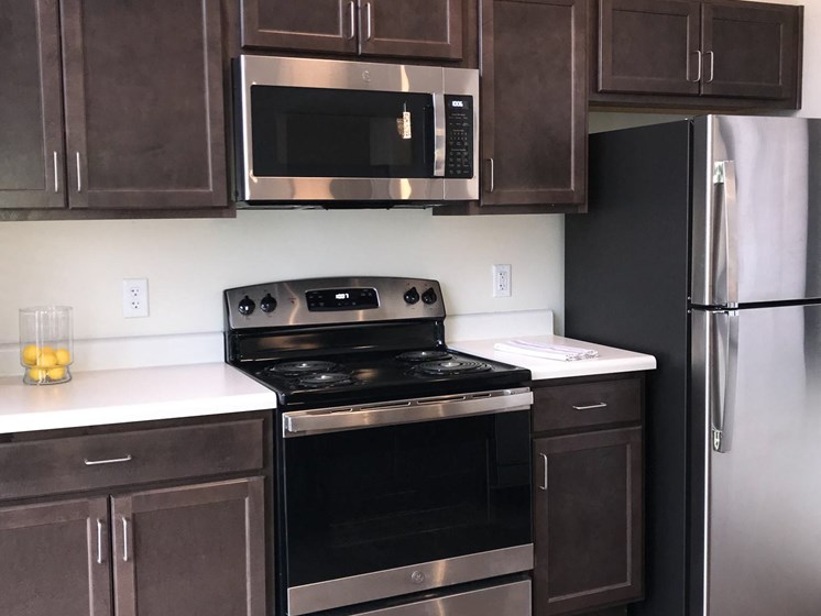 Apartment kitchen appliances-The Arts Lofts at Dayton Arcade, Dayton, OH
