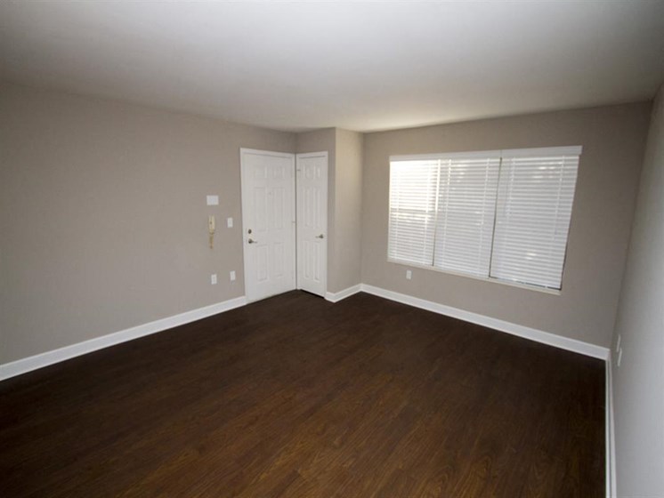Apartment bedroom with hardwood floors-Quality Hill Square, Kansas City, MO