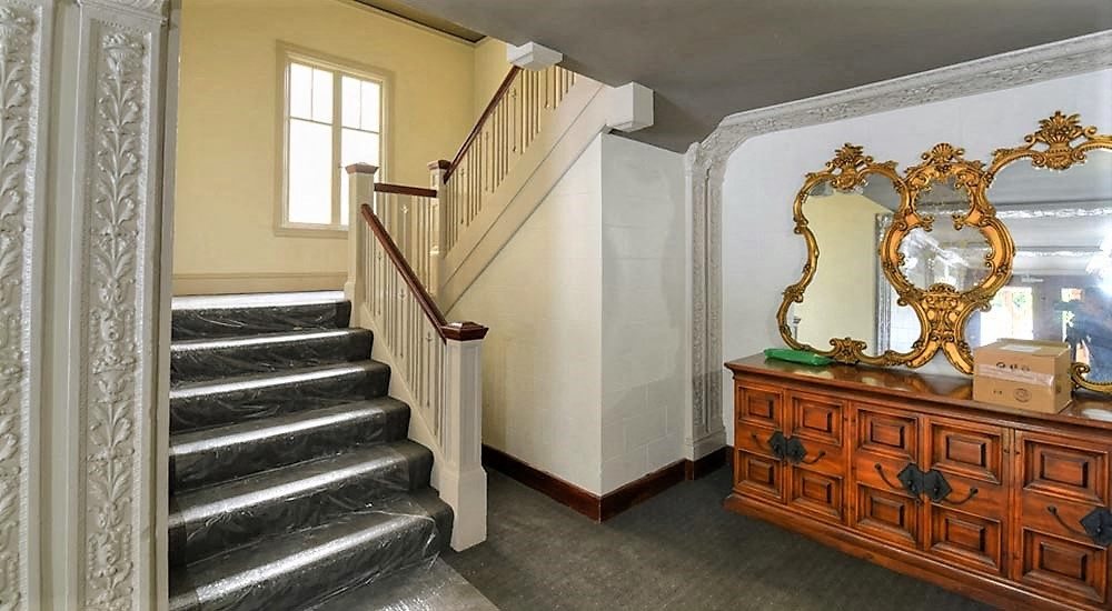 Gallery Photo 4