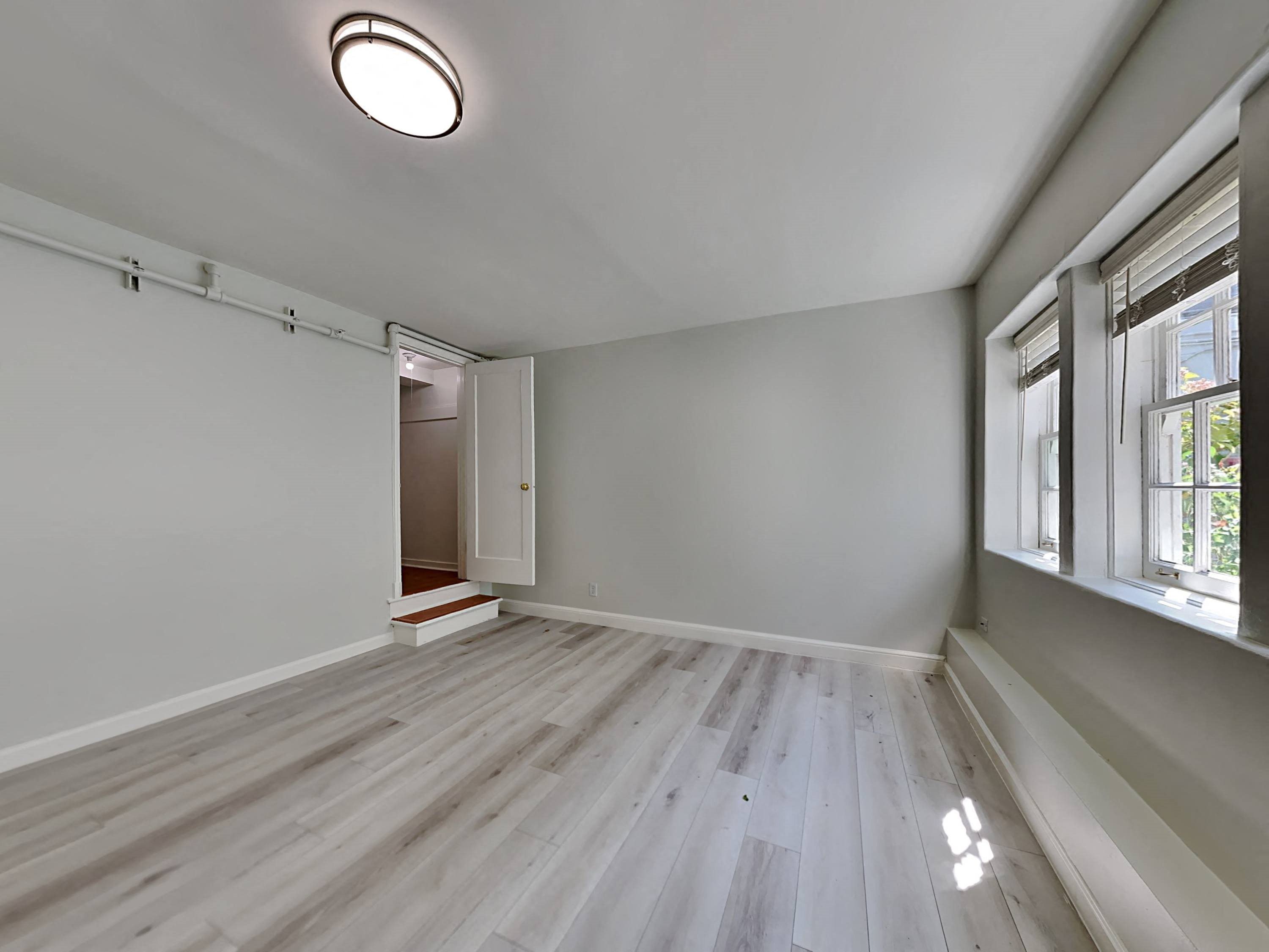 Gallery Photo 12