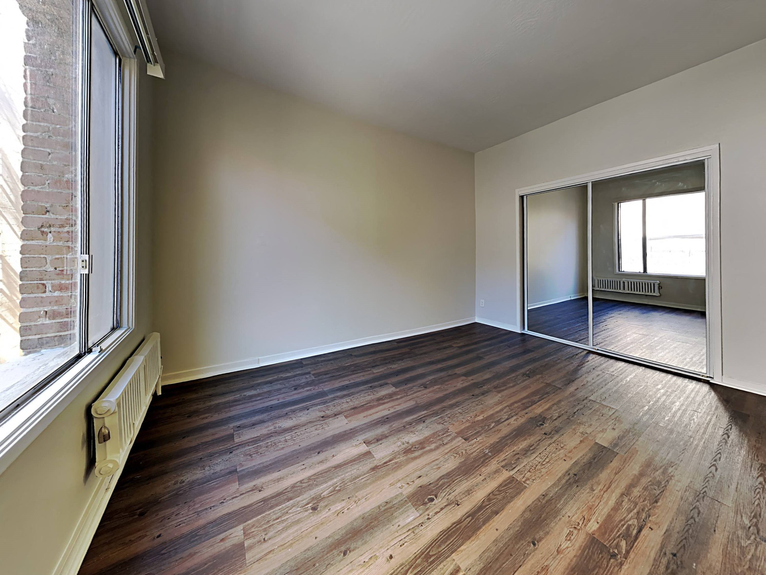 Gallery Photo 14