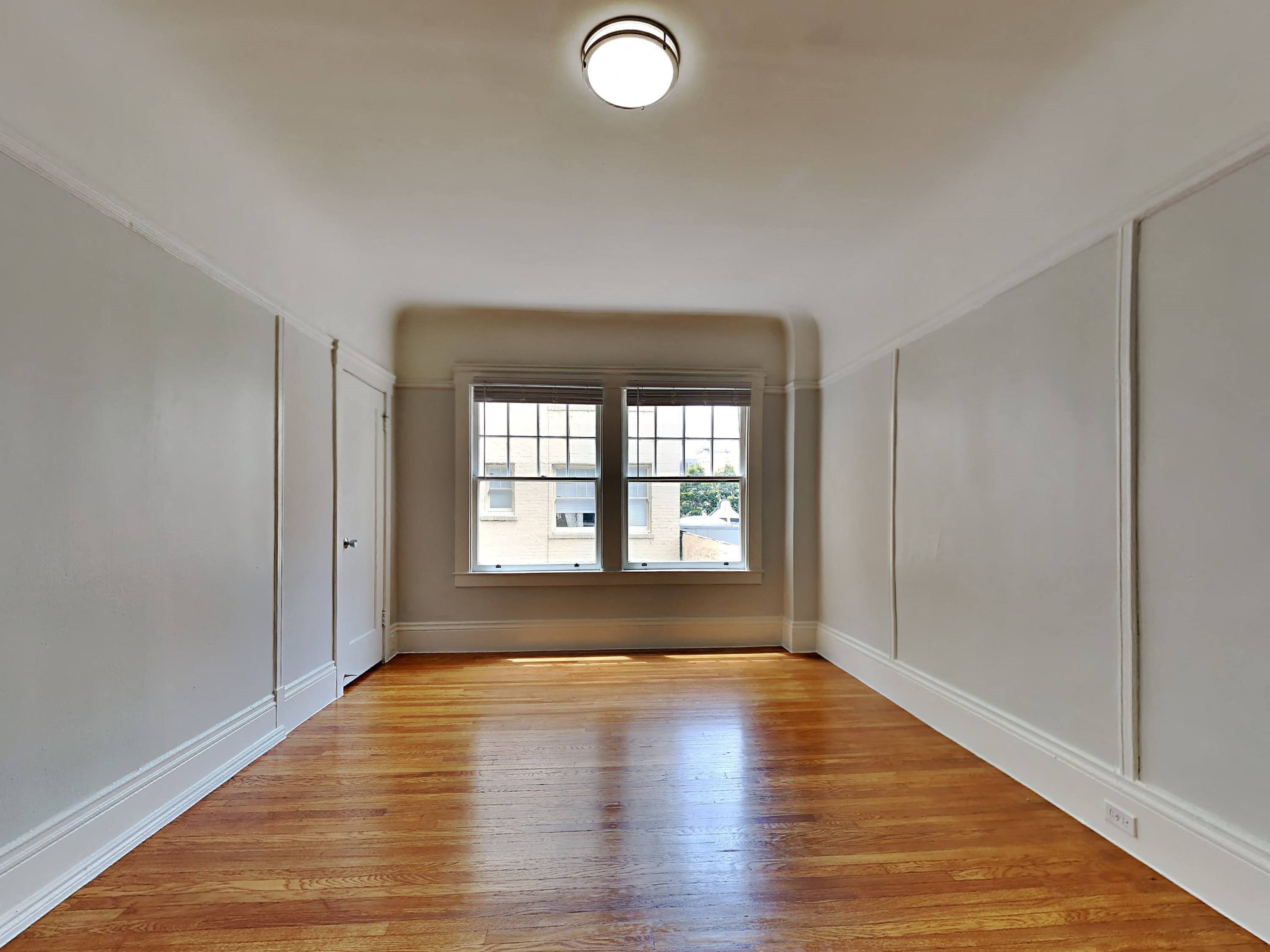 Gallery Photo 10