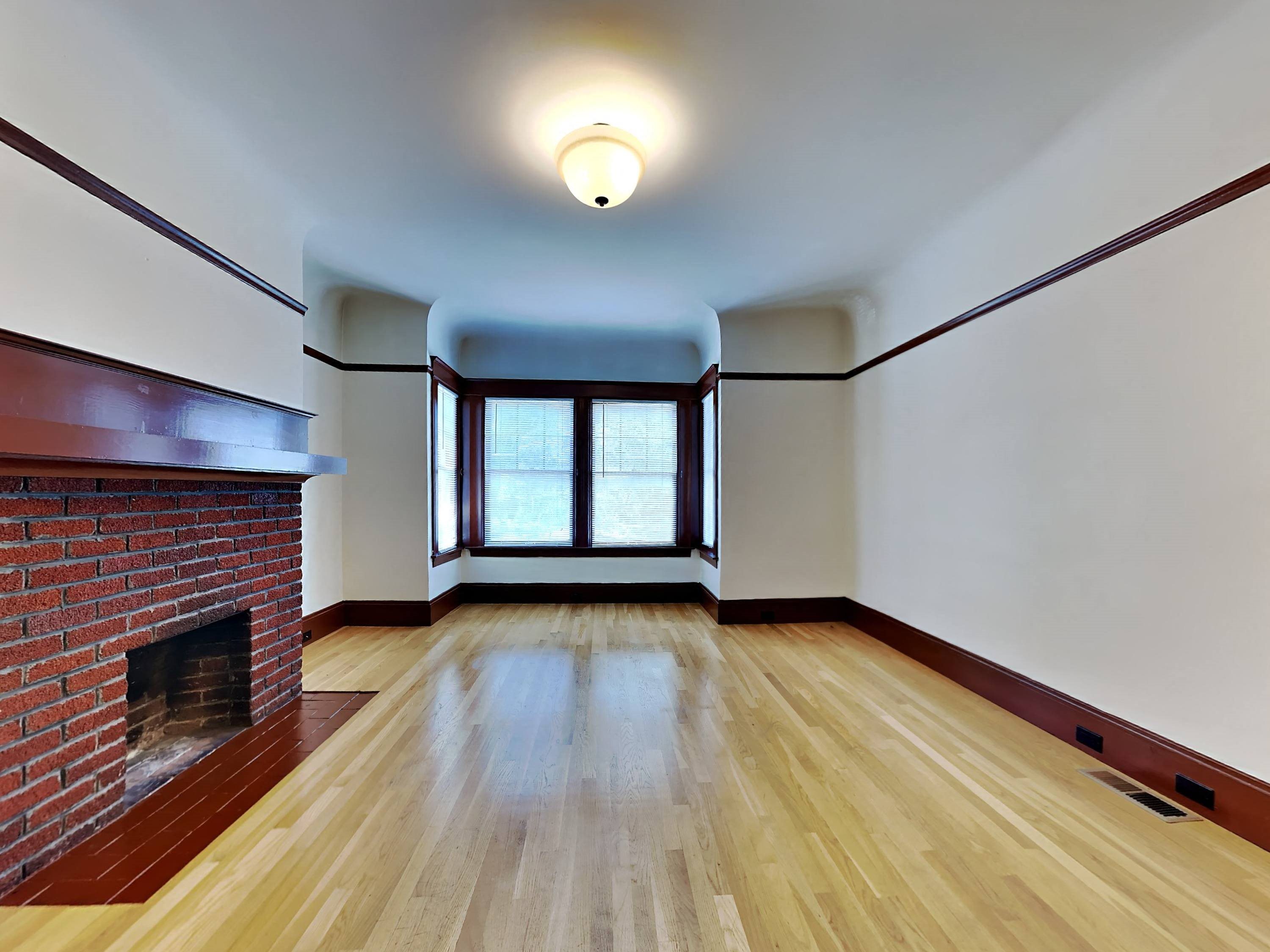 Gallery Photo 2