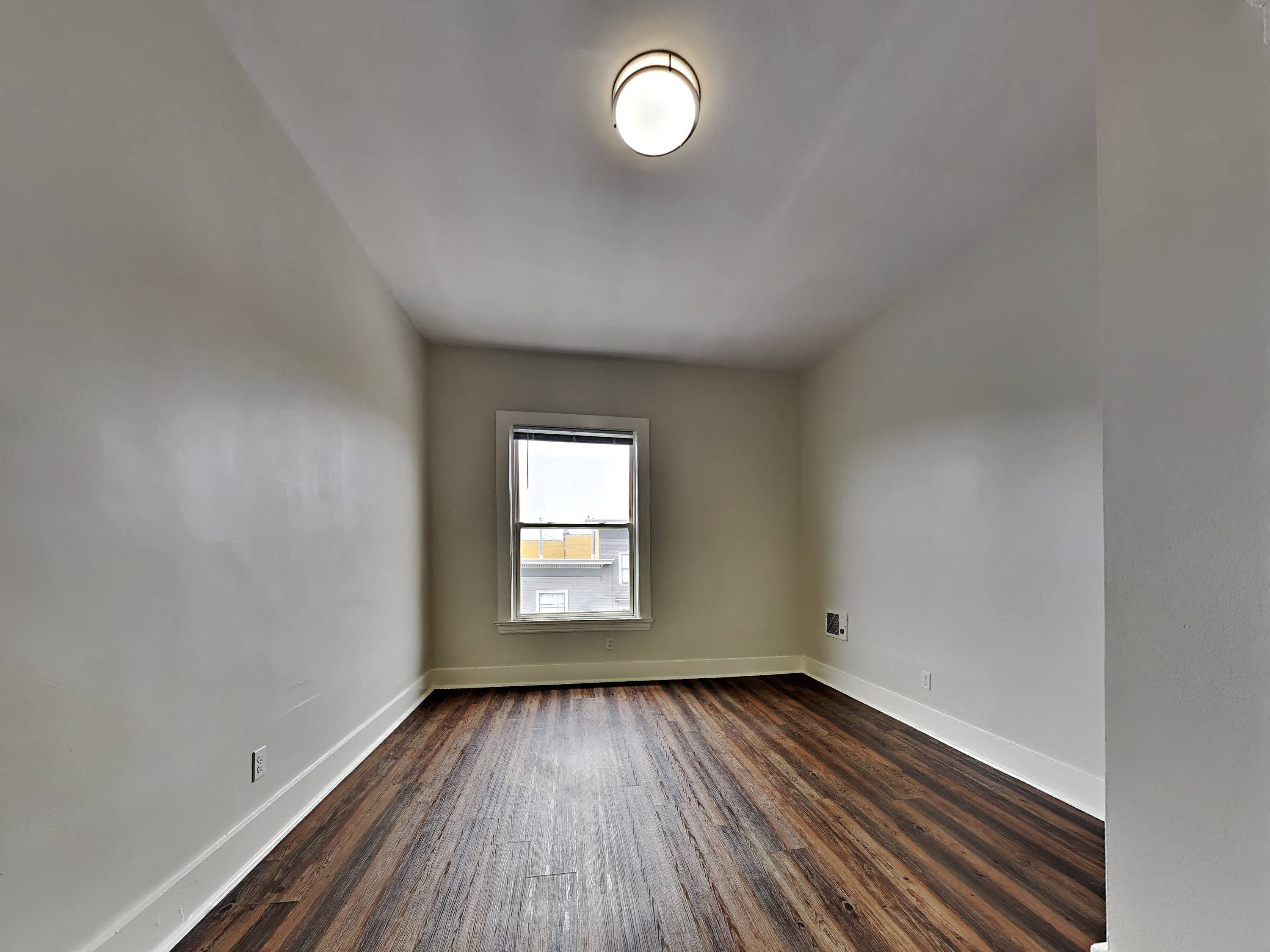 Gallery Photo 6