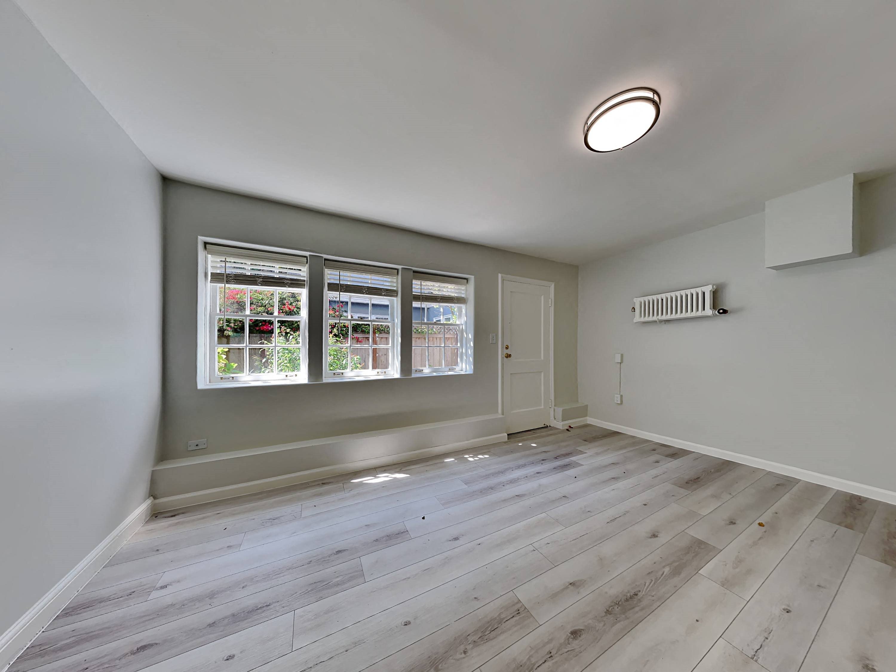 Gallery Photo 10