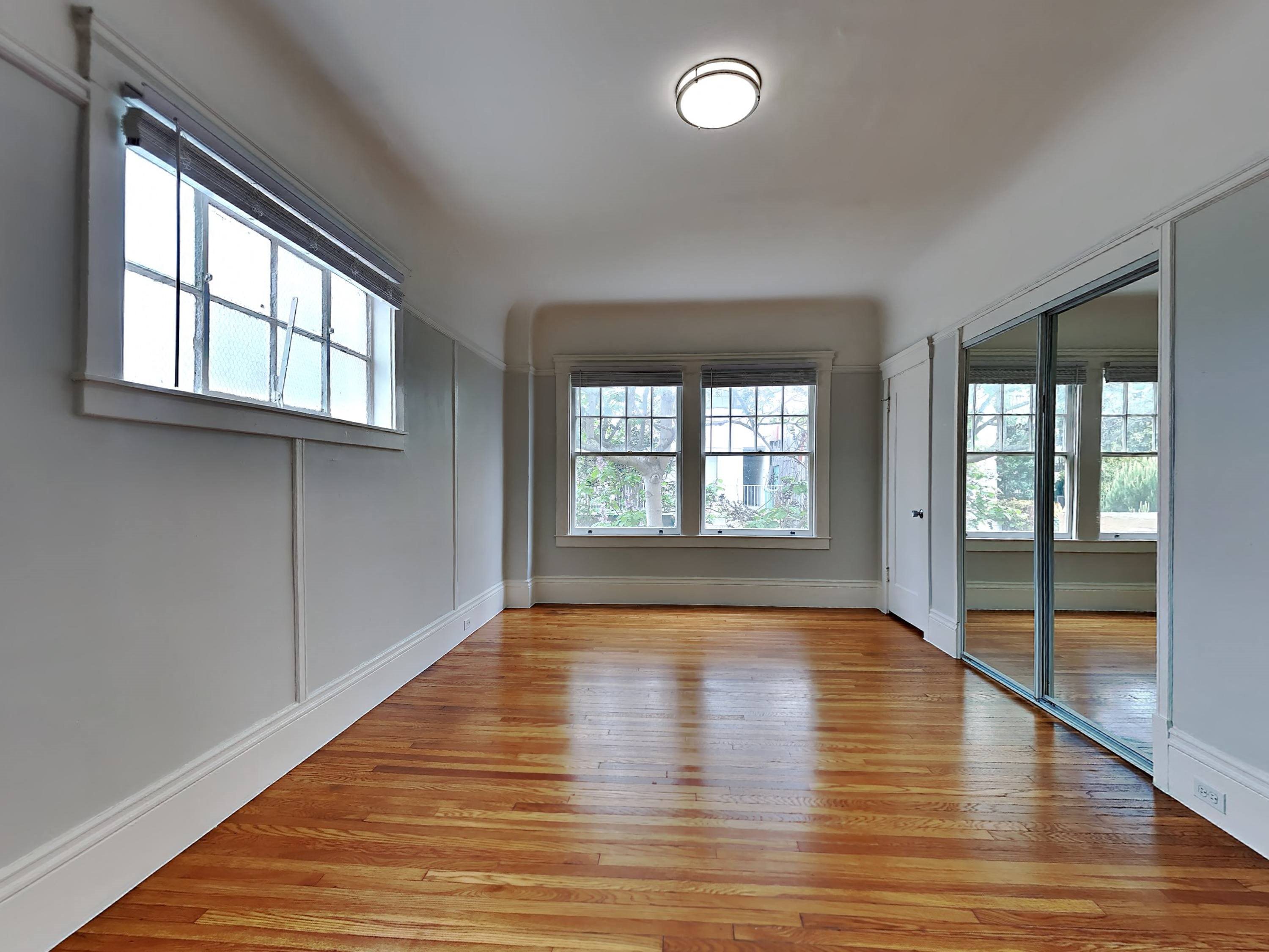 Gallery Photo 7