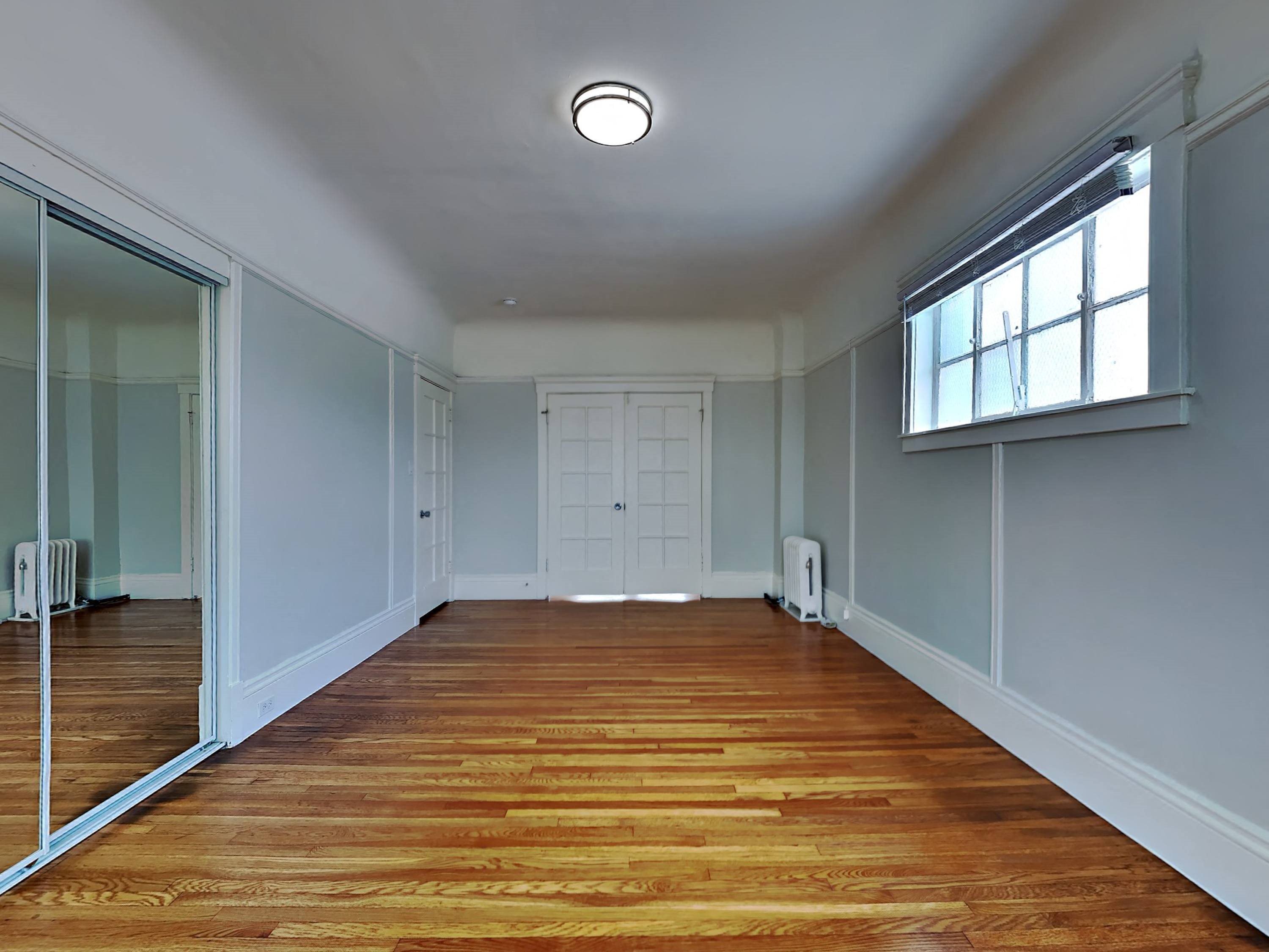 Gallery Photo 8