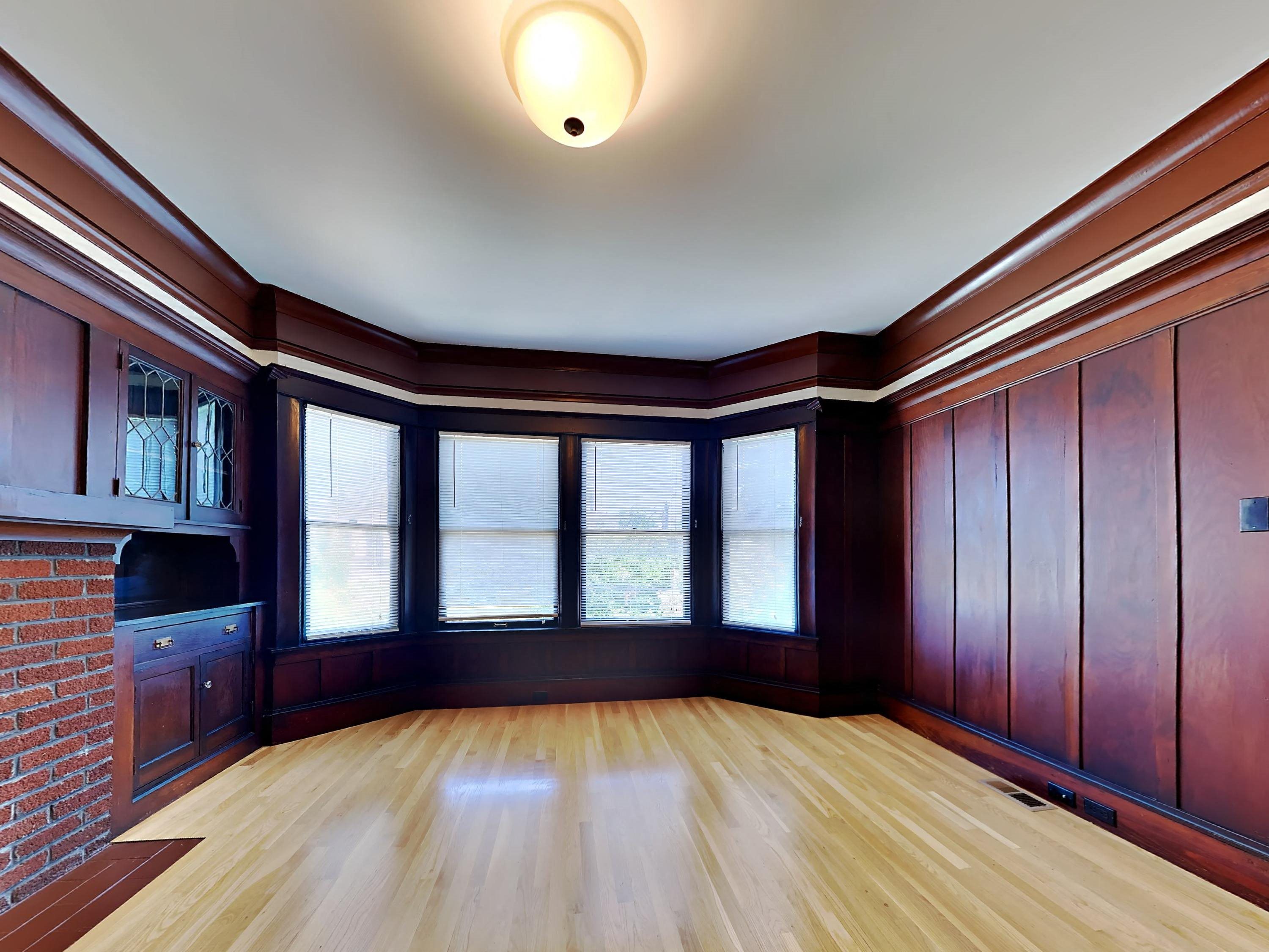 Gallery Photo 6