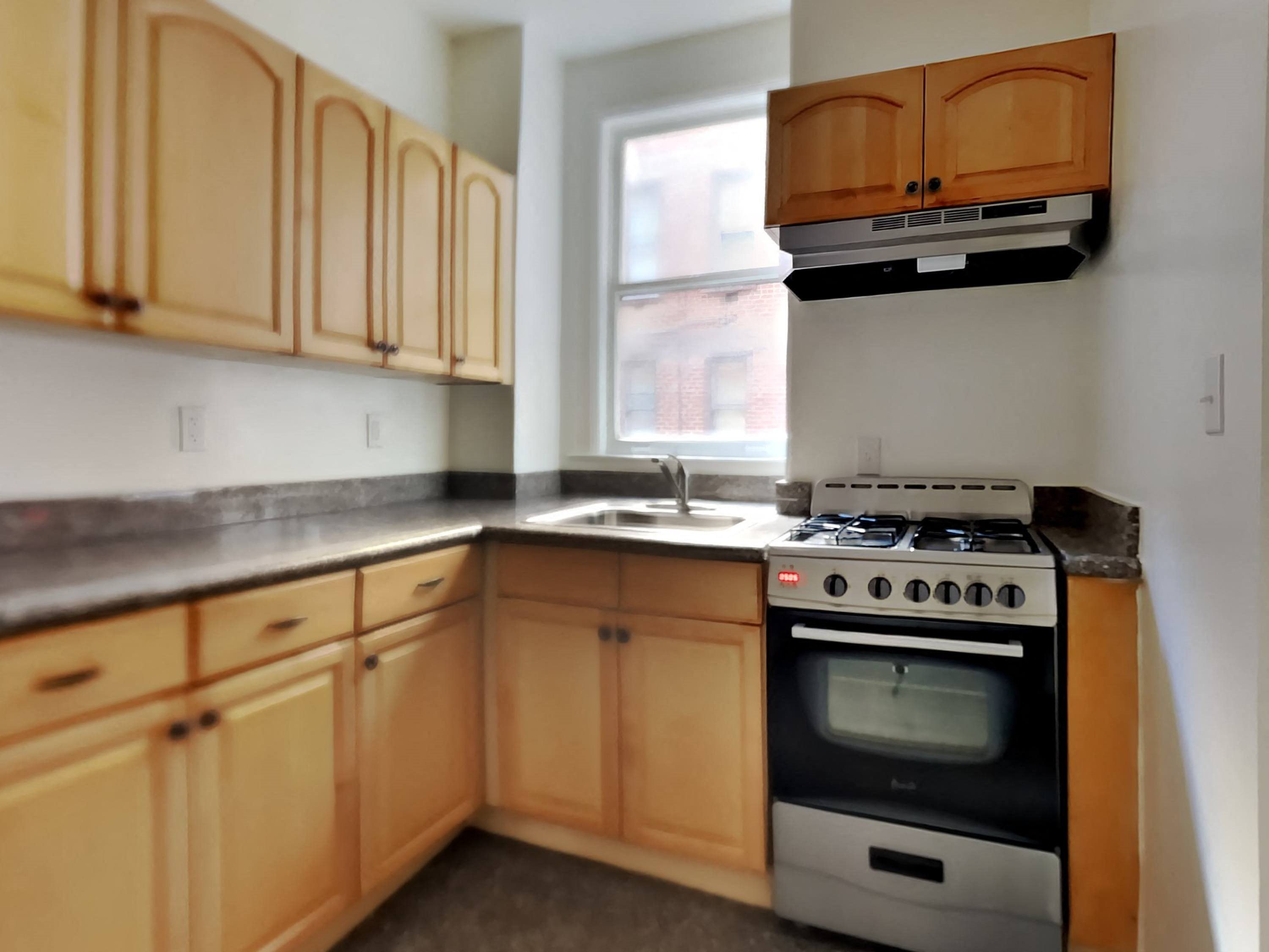 146 McAllister St San Francisco, SF Apartment Rentals, San Francisco Apartments, Civic Center Apartment Rent