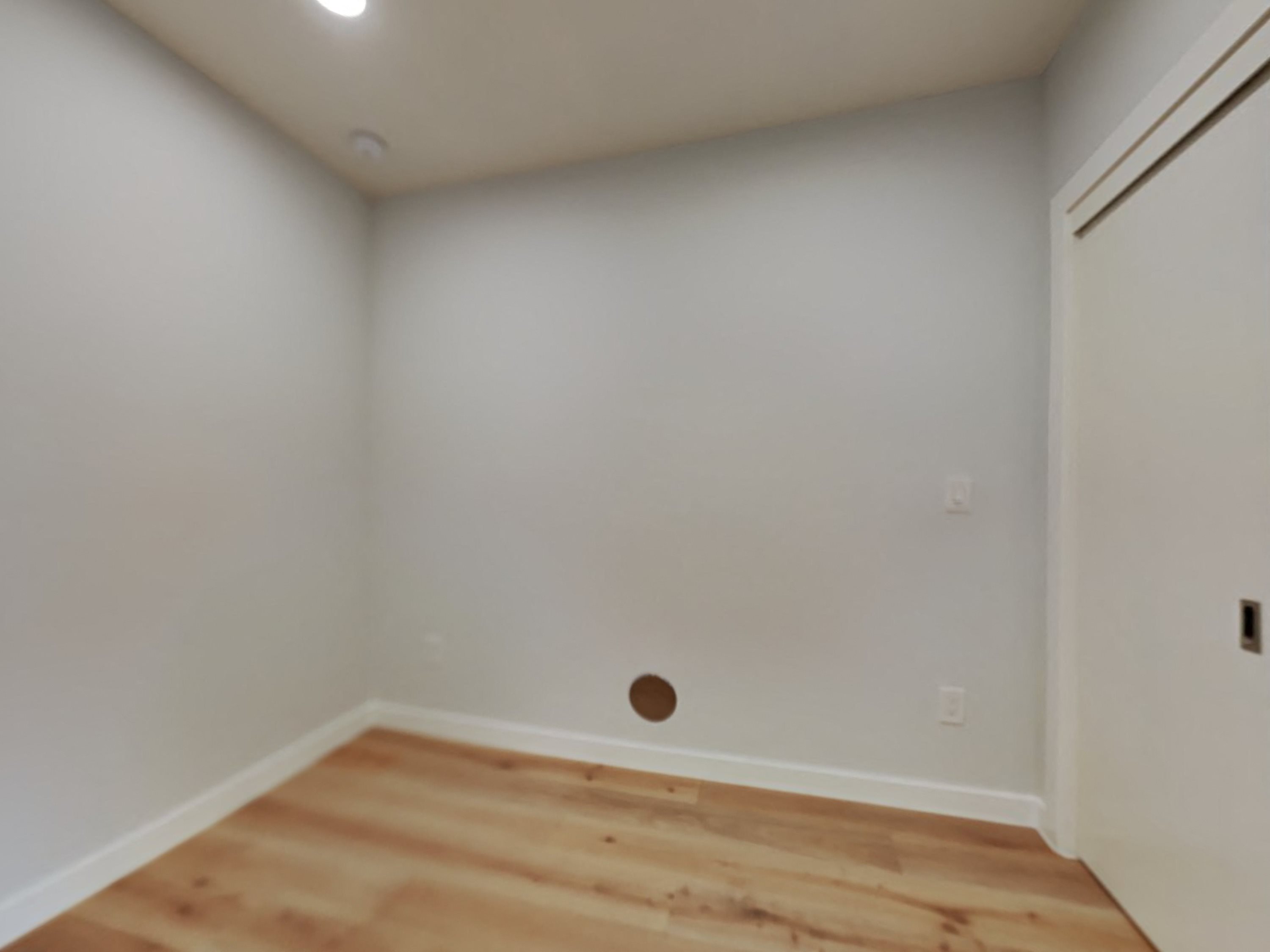 Gallery Photo 9