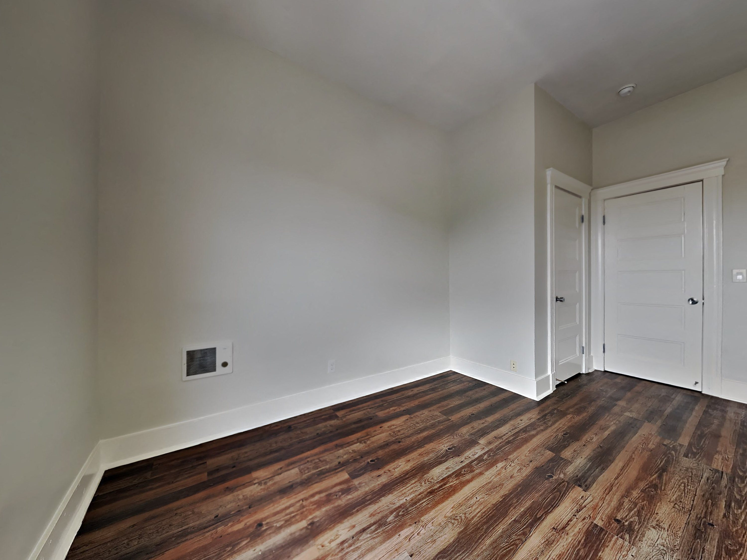 Gallery Photo 7