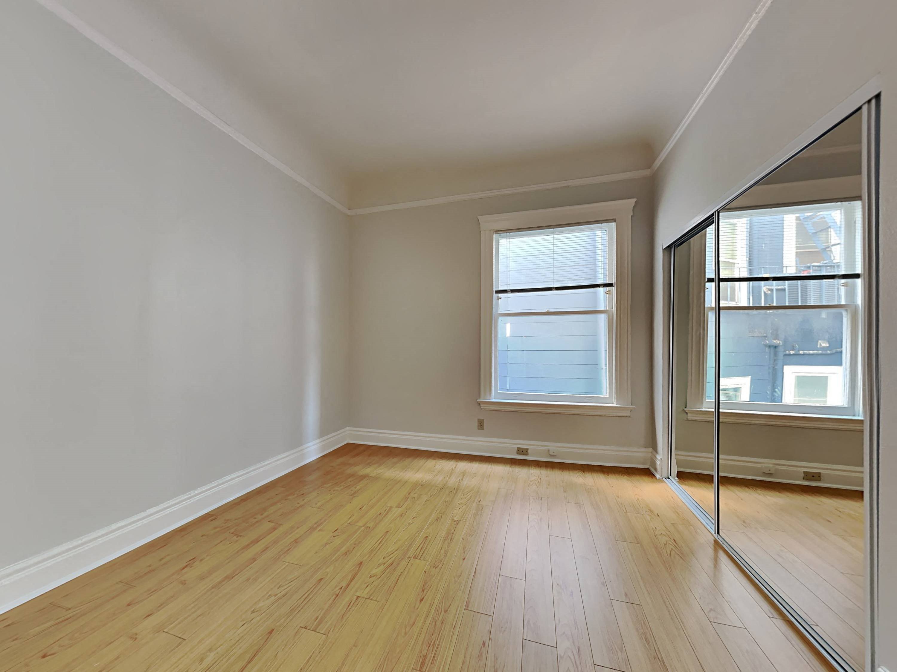 Gallery Photo 6