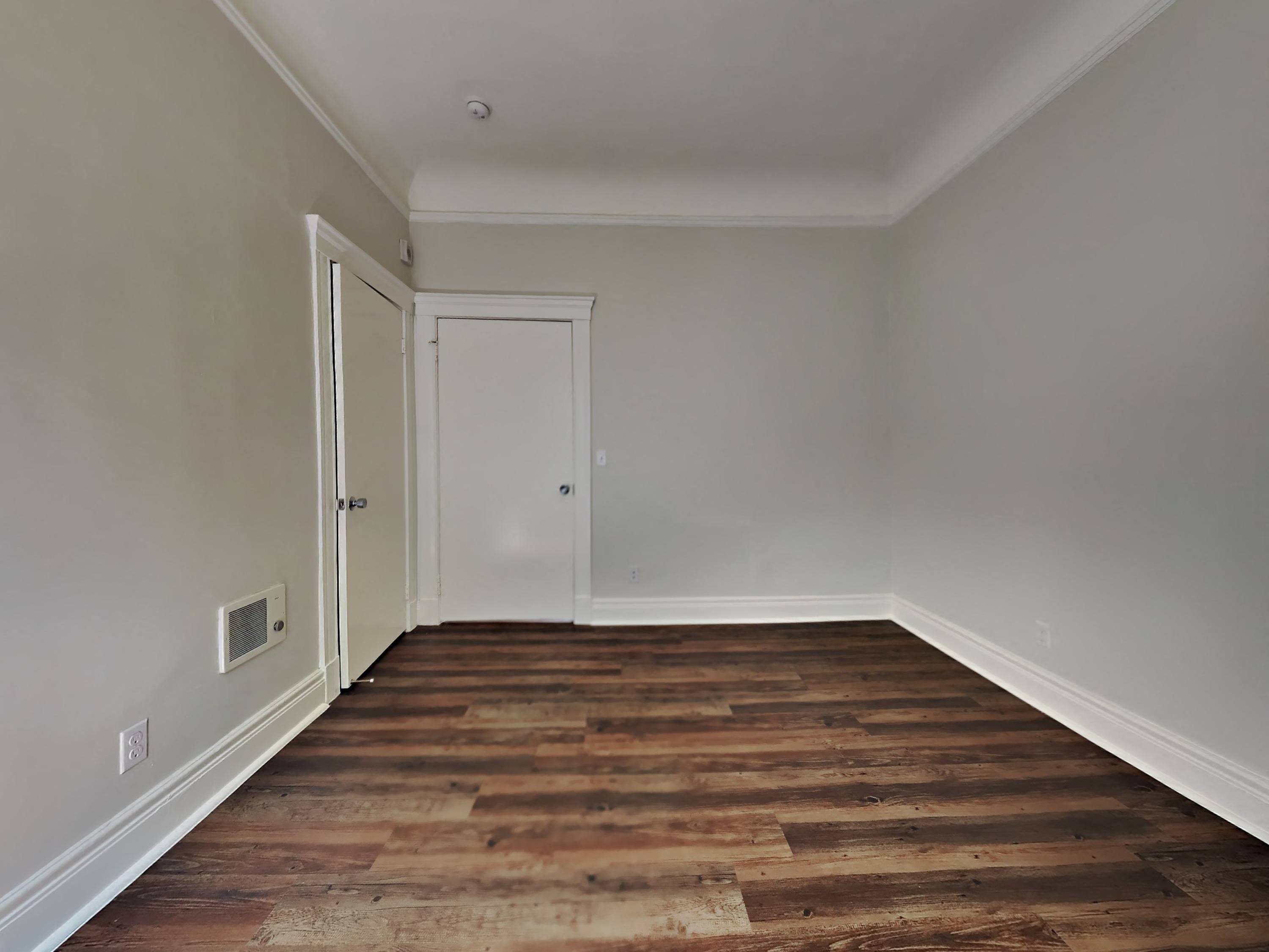 Gallery Photo 6