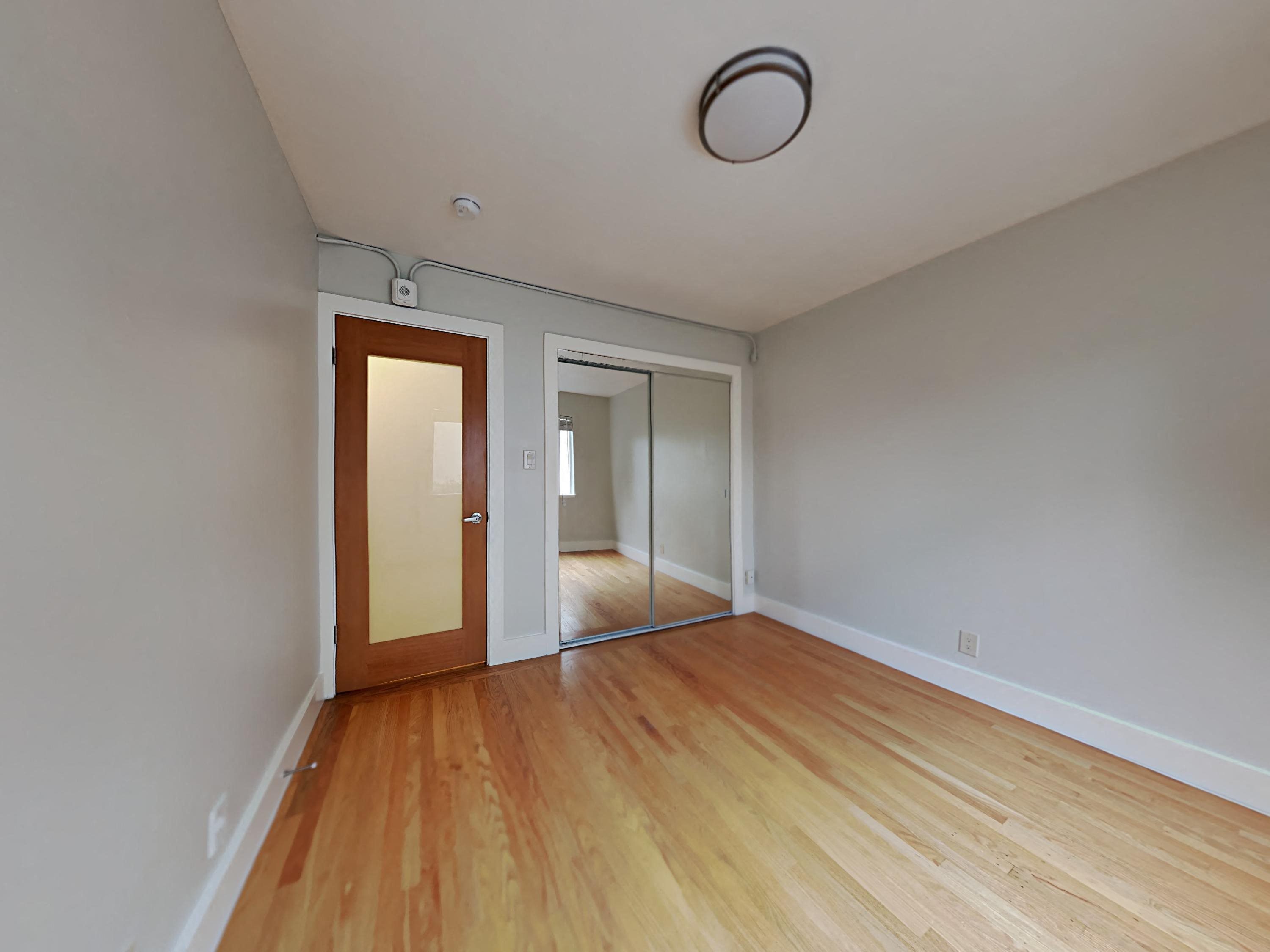 Gallery Photo 7