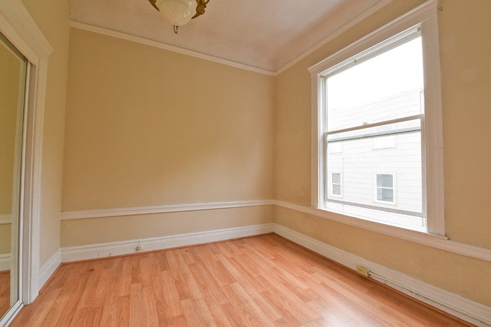 Gallery Photo 12
