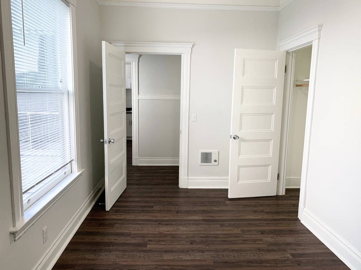 Gallery Photo 13