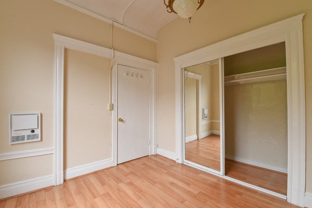 Gallery Photo 11