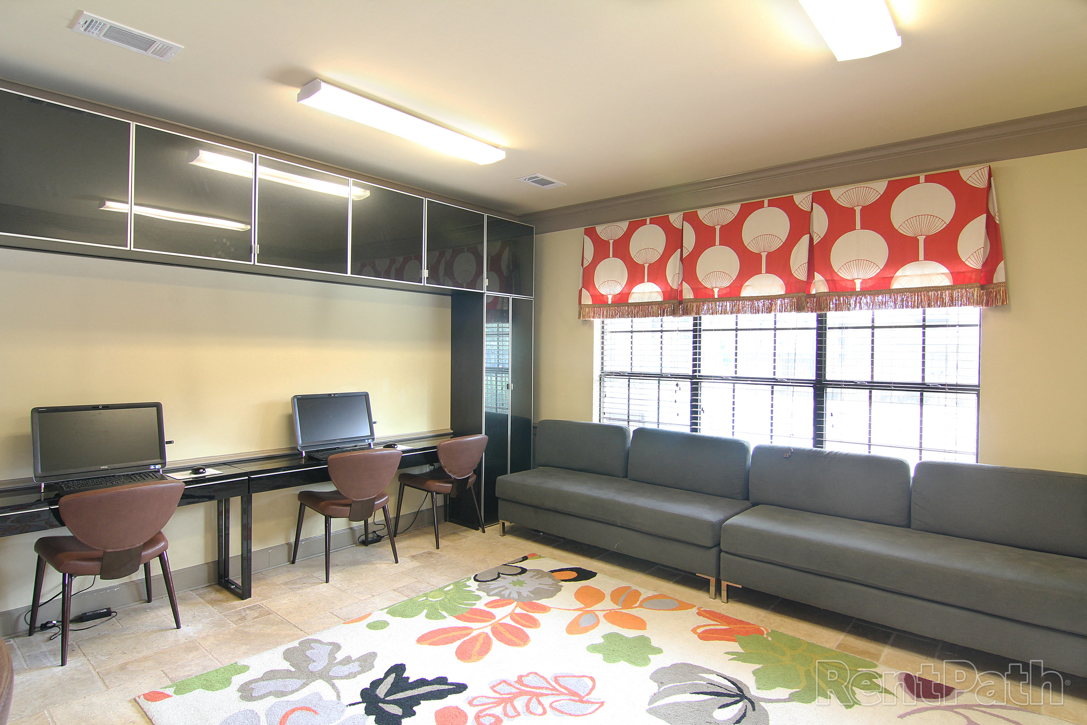 Arbours at Shoemaker Place Apartments in Defuniak Springs, FL