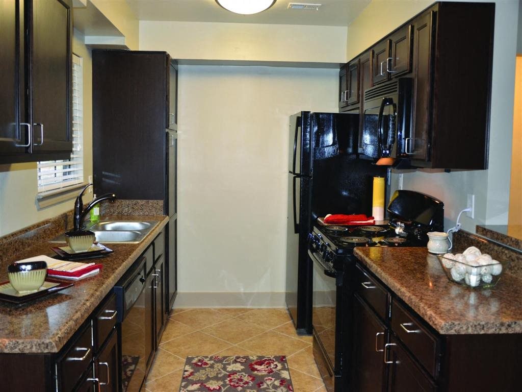 Arbours at Cane Creek Apartments in Anniston, AL