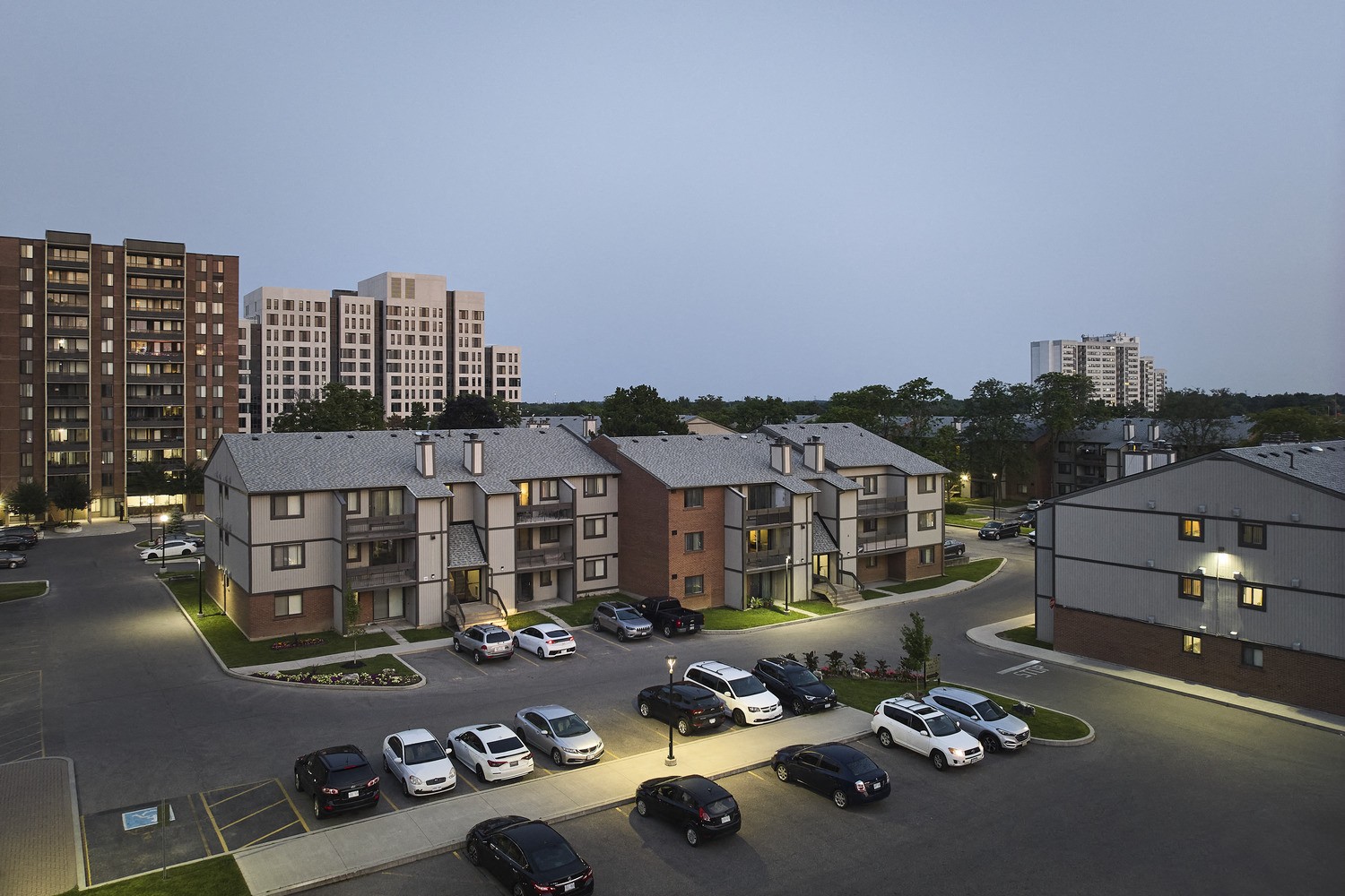 Meadowvale Gardens exterior