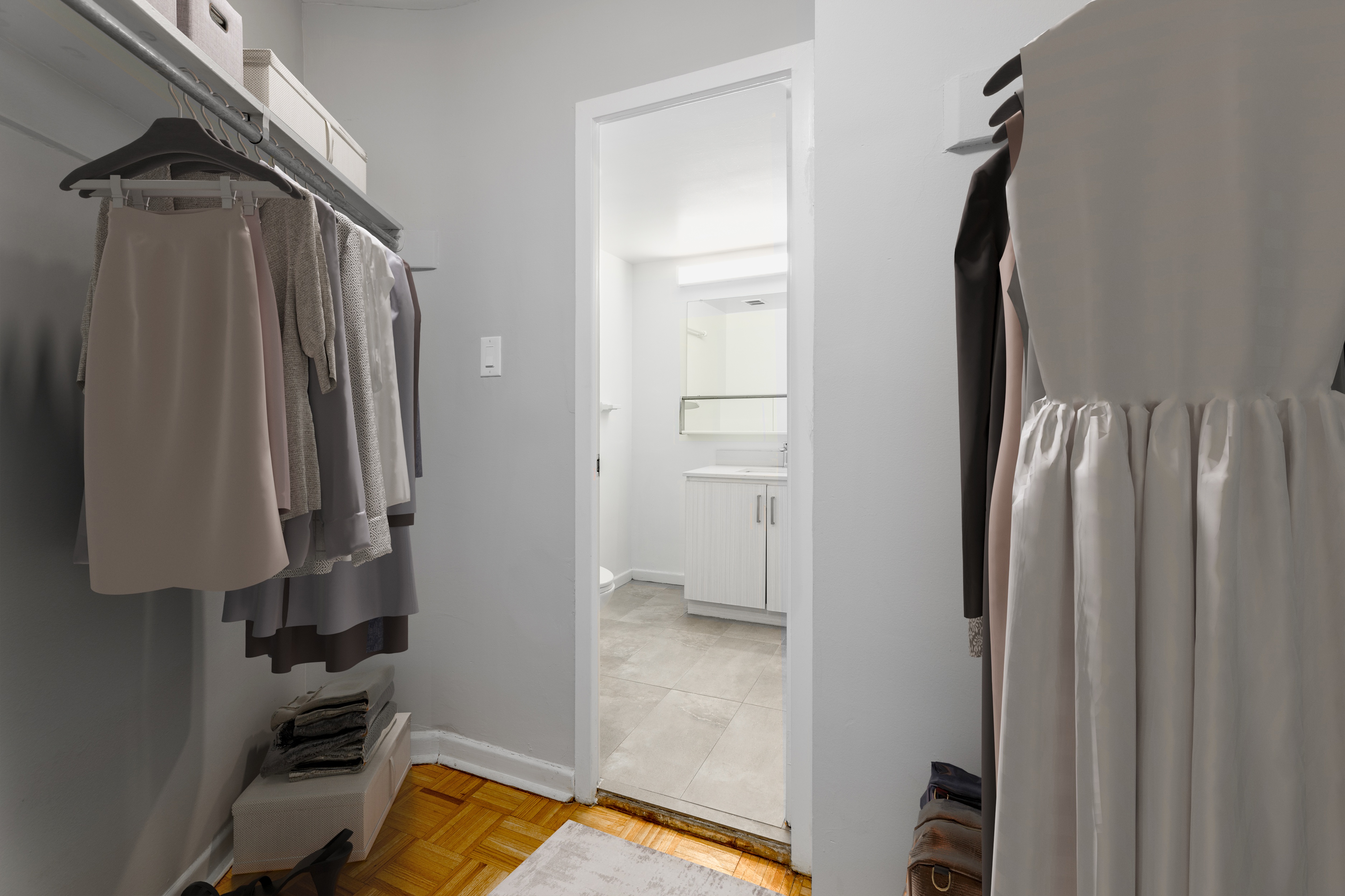 Rideau Towers - 49 Thorncliffe Park Drive - 3 Bedroom 4