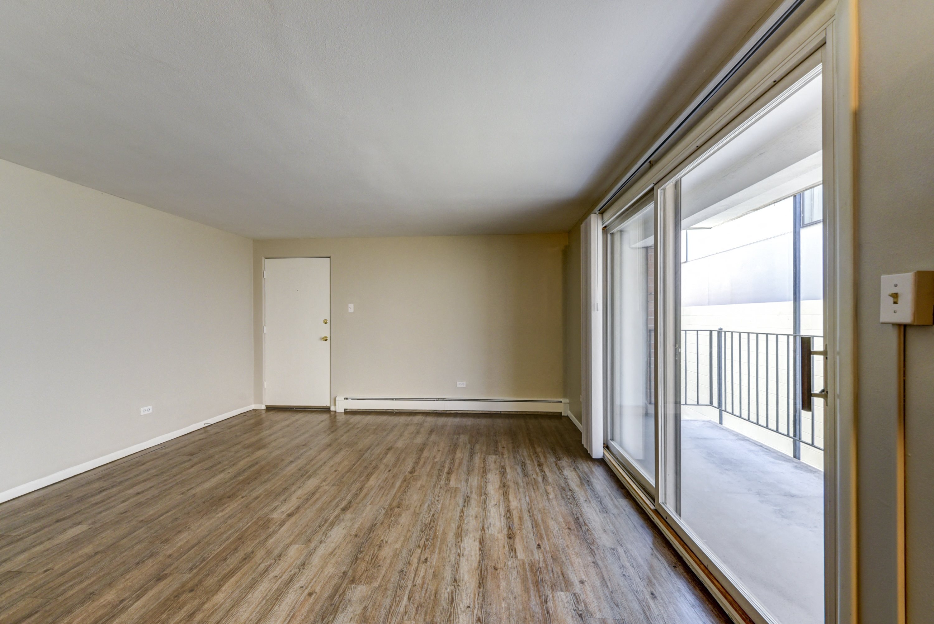 Living room in apartment 21