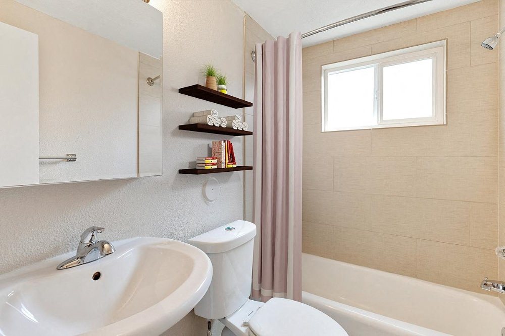 Photos and Video of Lincoln Park Apartments in Denver, CO