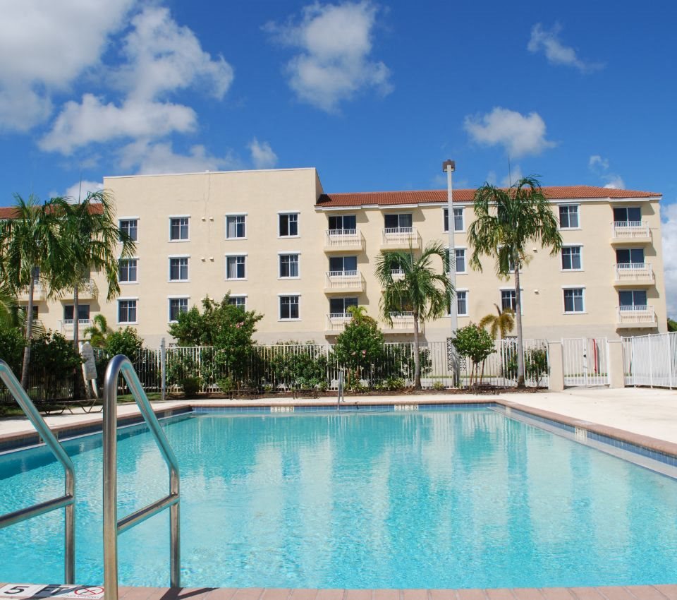 St Croix Apartments in Lauderdale Lakes, FL