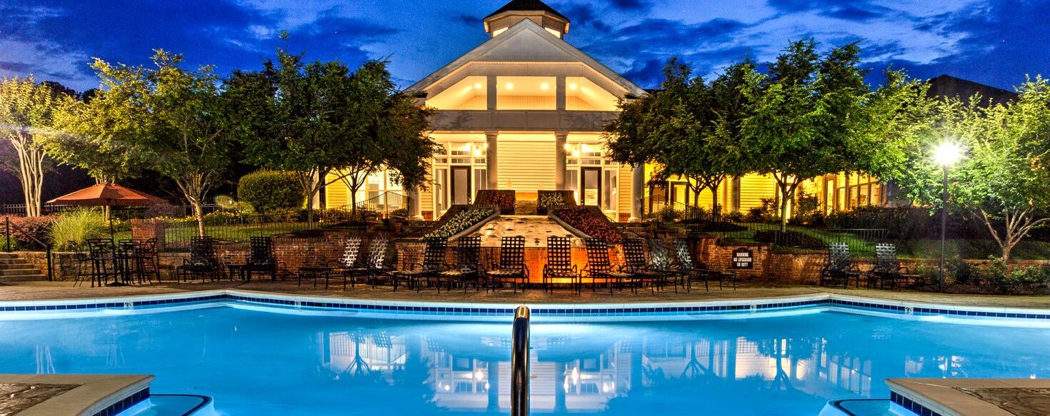 Outdoor Swimming Pool at Abberly Green Apartment Homes by HHHunt, Mooresville