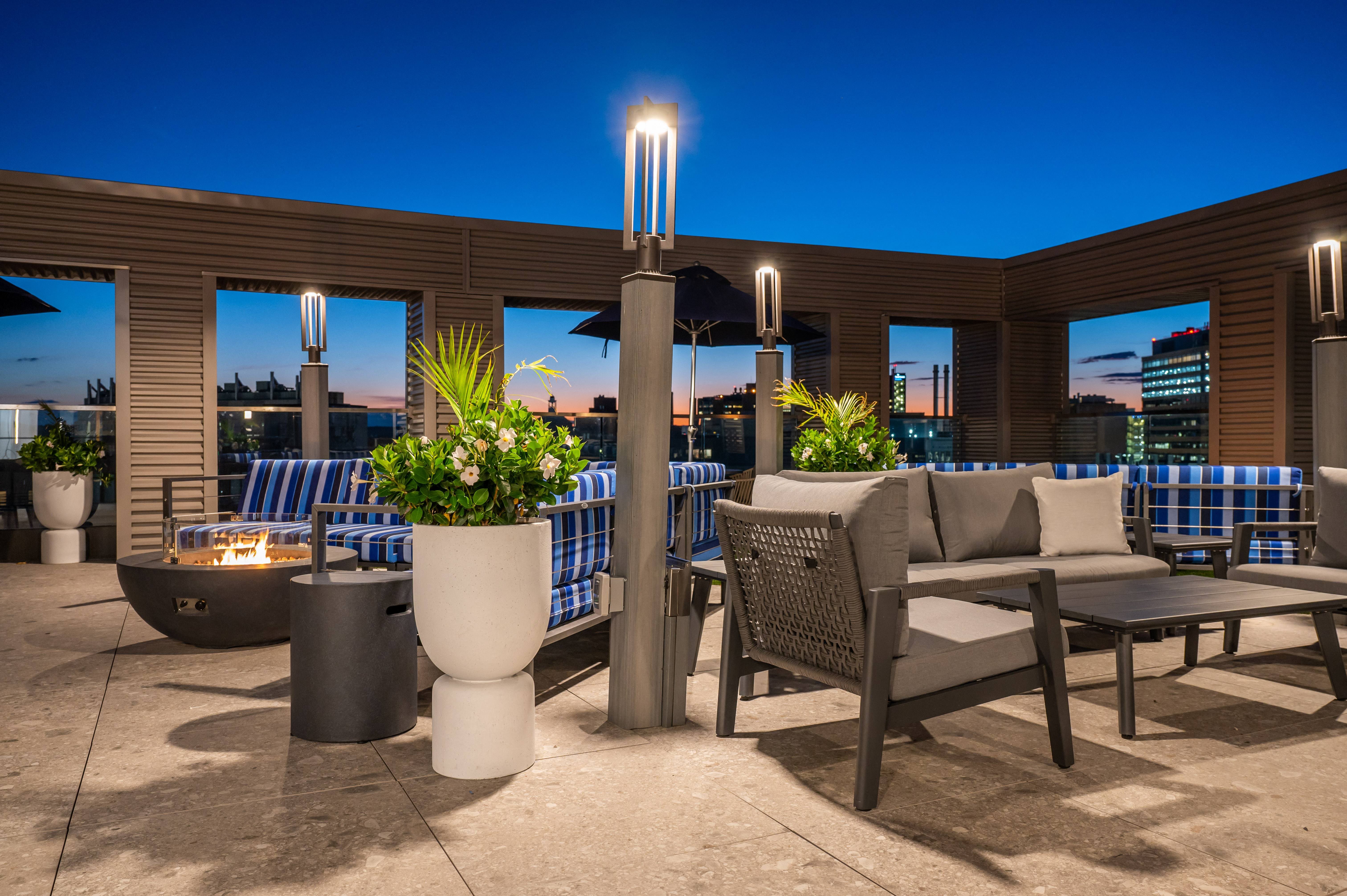 Rooftop Lounge & Fire Pits